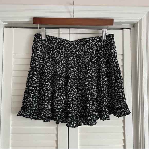 Garage Dresses & Skirts - Floral Skirt